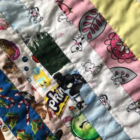 Vintage Patchwork Throw - Child’s Blanket - Cotton - 25” x 40” - Picture 2 of 8
